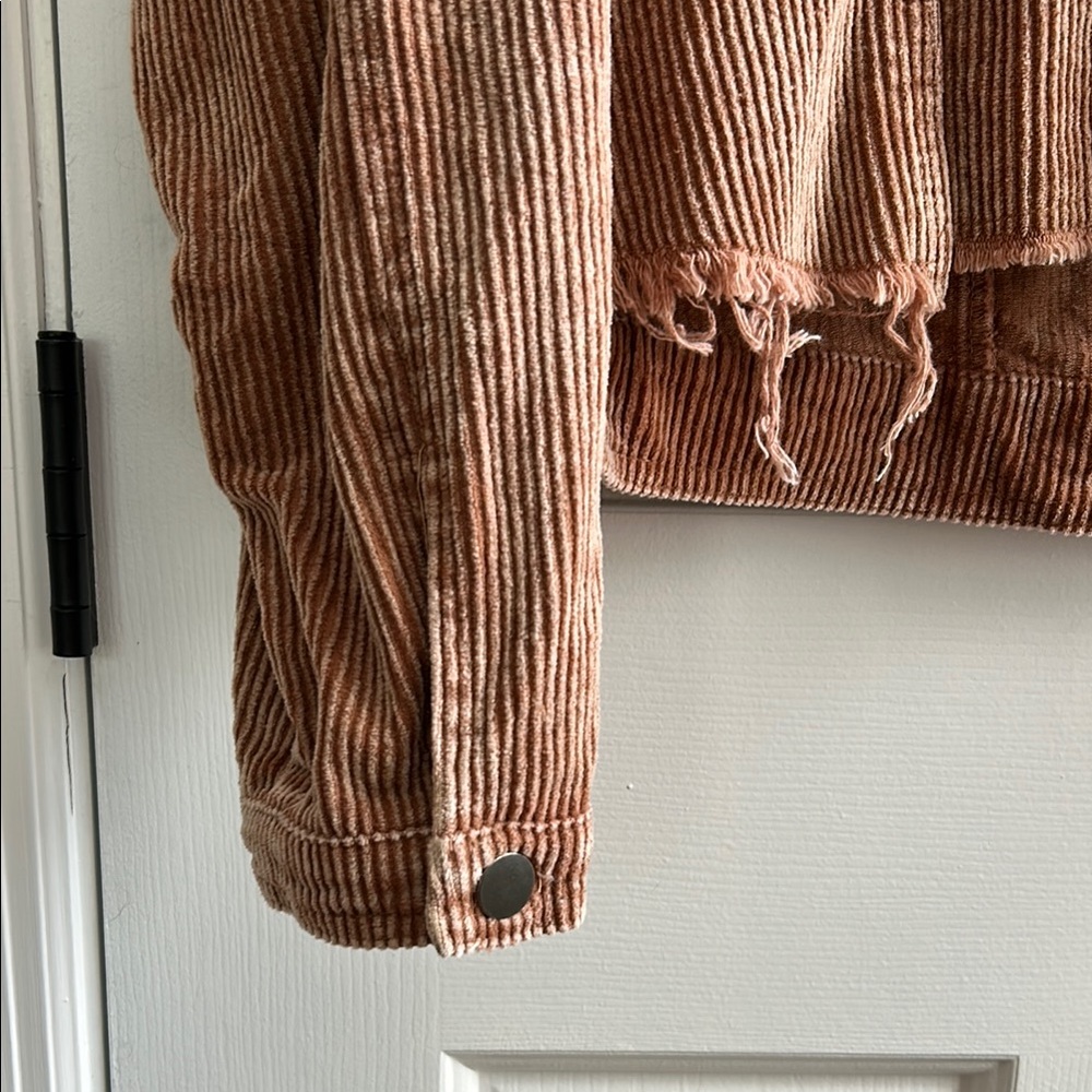 VICI Women's Tan Corduroy Jacket - Picture 3 of 4